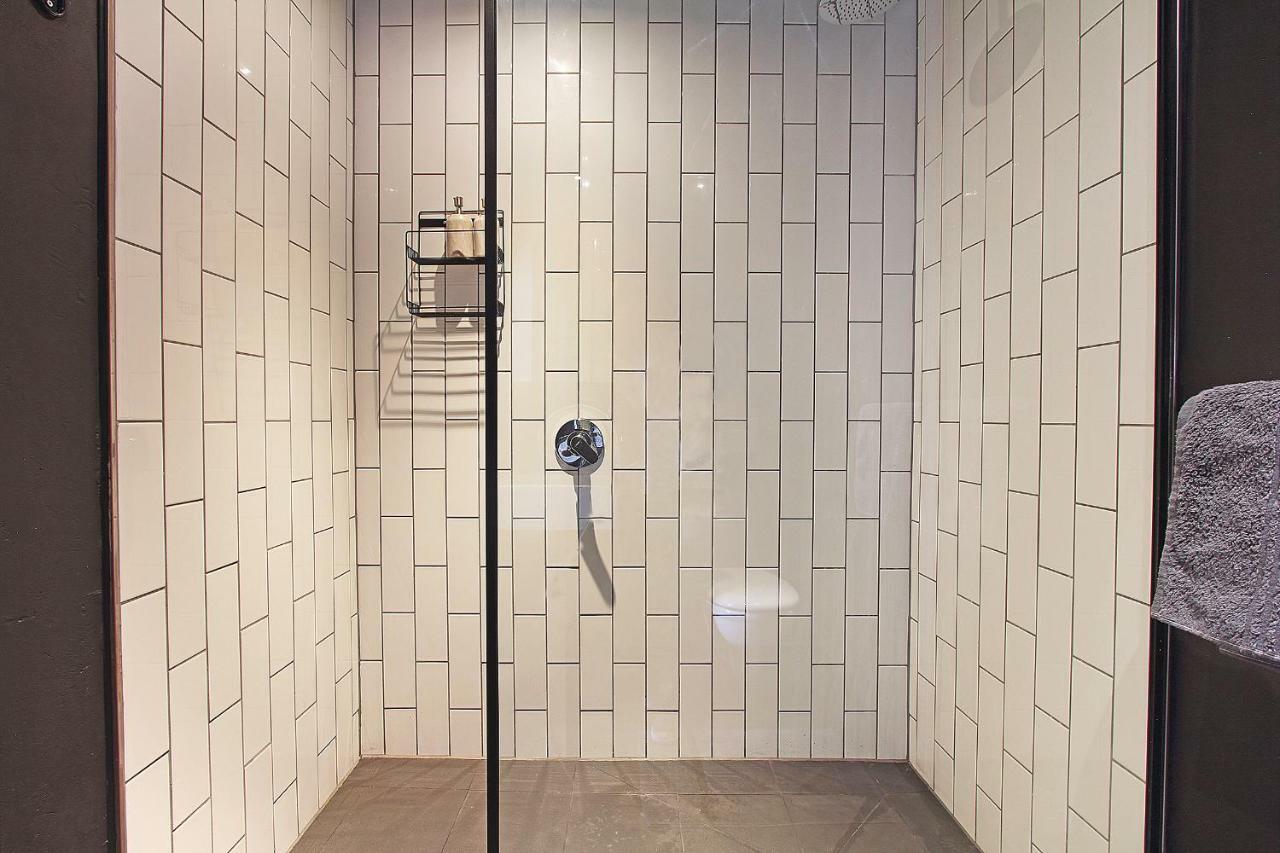 Urban Chic Wex1 Mountain Views Pool Entertainment Apartment Кейптаун Екстериор снимка